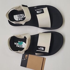 NWOB The North Face Womens Skeena Sandal Gardenia White/TNF Black Size 7